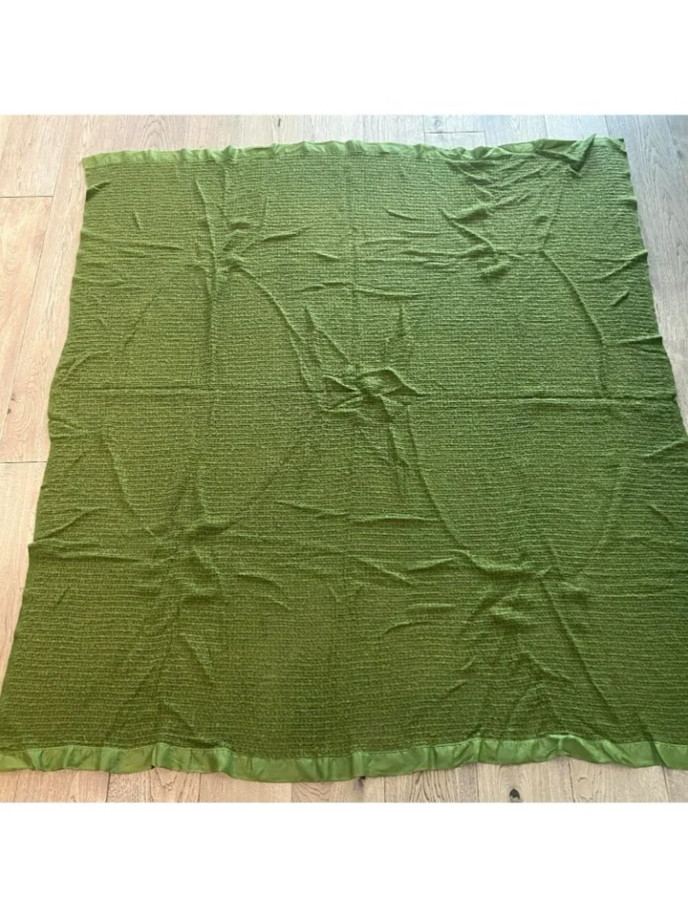 Vintage Sears Waffle Weave Blanket Avocado Green 74x68 Nylon/Rayon